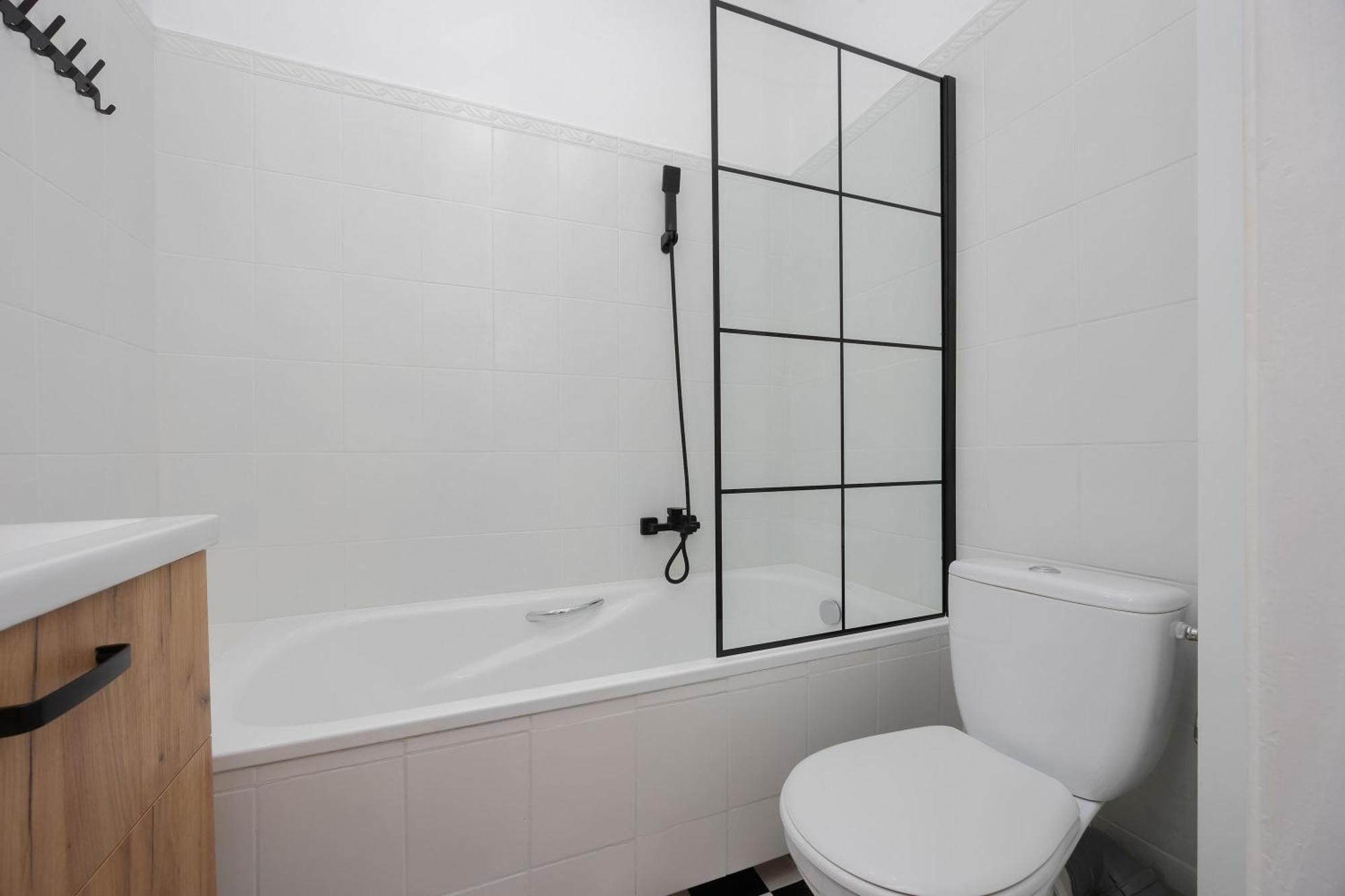Exceptional For 4 People By Renters * Warschau